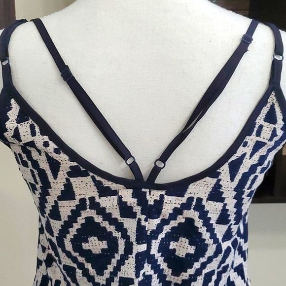 Zoe & Rose Boho Navy & White Lace Flowy Summer Festival Silky Shift Mini Dress - Picture 9 of 13